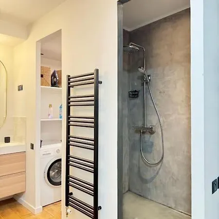 Apartment Acogedor En El Centro De Paris.