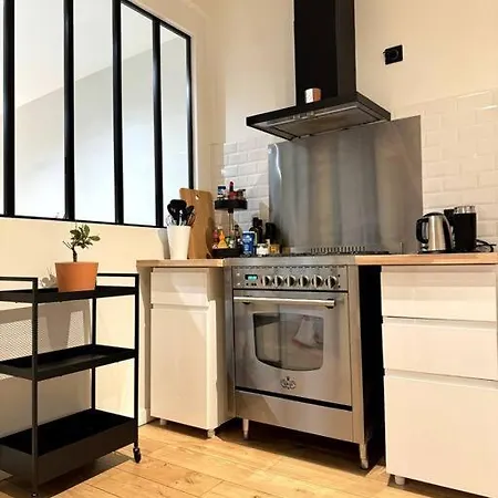 Acogedor En El Centro De Paris. Apartment *
